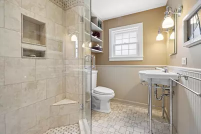 407 N Prospect Manor Avenue, Mount Prospect, IL 60056 - Photo 14