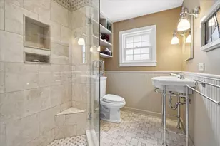 407 N Prospect Manor Ave, Mount Prospect, IL 60056 - Photo 14