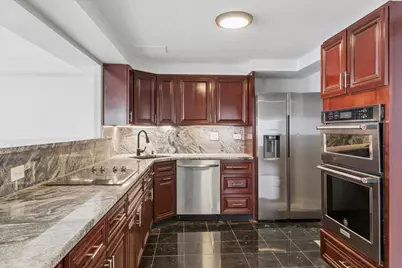 175 E Delaware Place #8304, Chicago, IL 60611 - Photo 8