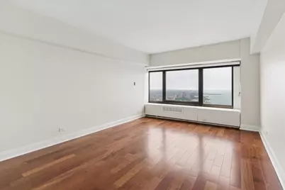 175 E Delaware Place #8304, Chicago, IL 60611 - Photo 18