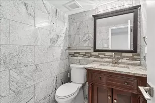 175 E Delaware Pl, Chicago, IL 60611 - Photo 12