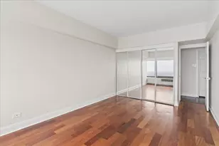 175 E Delaware Pl, Chicago, IL 60611 - Photo 14