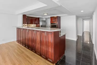 175 E Delaware Place #8304, Chicago, IL 60611 - Photo 6
