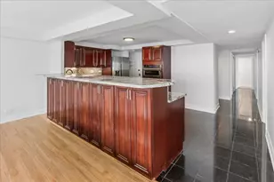 175 E Delaware Pl, Chicago, IL 60611 - Photo 6