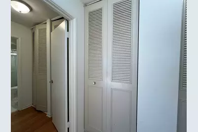 516 W Melrose Street #506, Chicago, IL 60657 - Photo 6