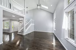 18322 Pond View Ct, Tinley Park, IL 60477 - Photo 6