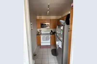 655 W Irving Park Road #1104, Chicago, IL 60613 - Photo 6