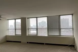 655 W Irving Park Rd, Chicago, IL 60613 - Photo 10