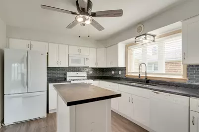 5129 N Chester Avenue, Chicago, IL 60656 - Photo 10