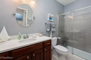 16601 Grandwood Lake Dr, Crest Hill, IL 60403 - Photo 18