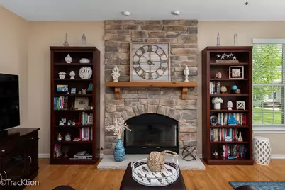 16601 Grandwood Lake Drive, Crest Hill, IL 60403 - Photo 8