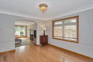 10118 S Turner Ave, Evergreen Park, IL 60805 - Photo 8