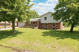 17139 S Heritage Dr, Homer Glen, IL 60491 - Photo 2