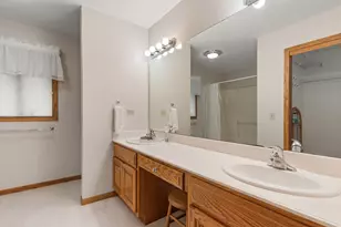 500 Rivers Edge Dr, Minooka, IL 60447 - Photo 16