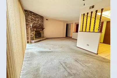 9168 South Road #A, Palos Hills, IL 60465 - Photo 4