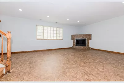 15609 Clifton Park Avenue, Markham, IL 60428 - Photo 10