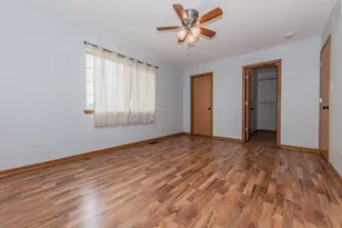 15609 Clifton Park Ave, Markham, IL 60428 - Photo 14