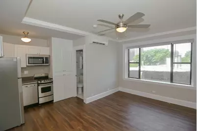 817 W Lakeside Place #506, Chicago, IL 60640 - Photo 6