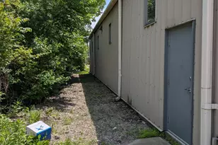 3230 Wireton Road W, Blue Island, IL 60406 - Photo 4