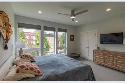 4557 S Prairie Avenue, Chicago, IL 60653 - Photo 18