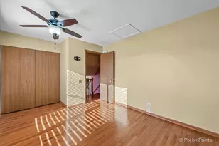 1502 Sawgrass Ct, Elgin, IL 60123 - Photo 10