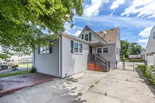 4024 Gage Ave, Lyons, IL 60534 - Photo 2
