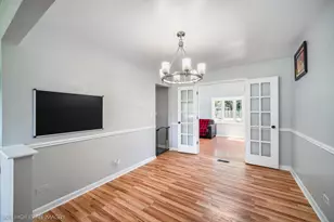 28W516 Leverenz Rd, Naperville, IL 60564 - Photo 10