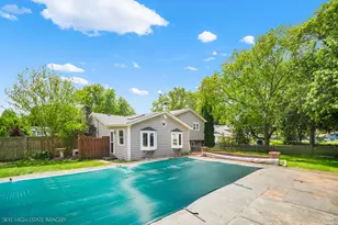 28W516 Leverenz Rd, Naperville, IL 60564 - Photo 20