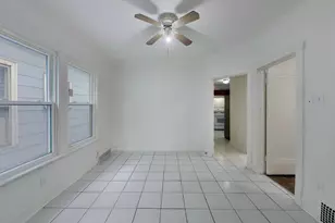 5415 W Parker Ave, Chicago, IL 60639 - Photo 10