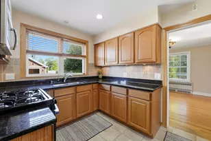 6525 N Sayre Ave, Chicago, IL 60631 - Photo 10