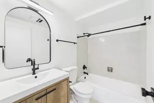 4525 Blackhawk Ln, Lisle, IL 60532 - Photo 32