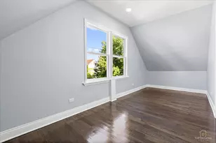 10521 S Edbrooke Ave, Chicago, IL 60628 - Photo 28