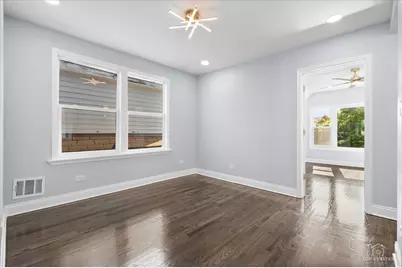 10521 S Edbrooke Avenue, Chicago, IL 60628 - Photo 22