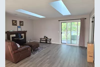 953 Brunswick Circle #0, Schaumburg, IL 60193 - Photo 4