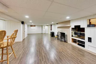 1646 N 18th Avenue, Melrose Park, IL 60160 - Photo 18