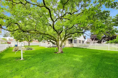 1646 N 18th Avenue, Melrose Park, IL 60160 - Photo 26