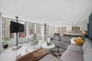 100 E Walton St, Chicago, IL 60611 - Photo 6