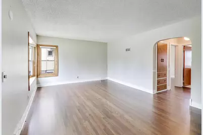 1602 Hills Avenue, Des Plaines, IL 60016 - Photo 4
