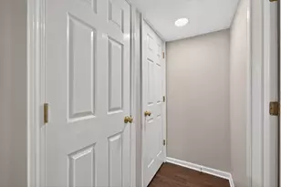 212 Amherst Ct, Bloomingdale, IL 60108 - Photo 34