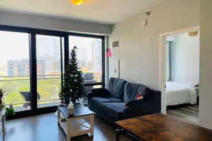1 E 8th St, Chicago, IL 60605 - Photo 2