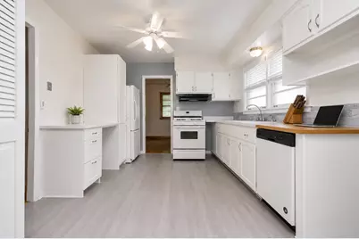 4253 Prescott Avenue, Lyons, IL 60534 - Photo 14