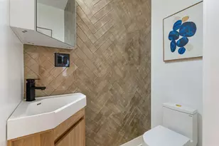 5232 Greenwood St, Skokie, IL 60077 - Photo 6
