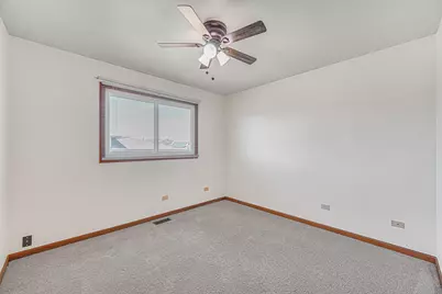20124 Dolphin Avenue, Lynwood, IL 60411 - Photo 18