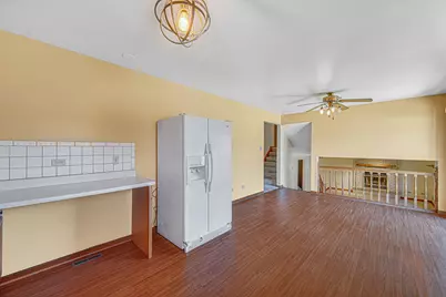 20124 Dolphin Avenue, Lynwood, IL 60411 - Photo 10