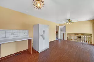 20124 Dolphin Ave, Lynwood, IL 60411 - Photo 10