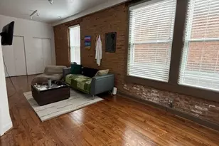 2216 W Taylor St, Chicago, IL 60612 - Photo 2