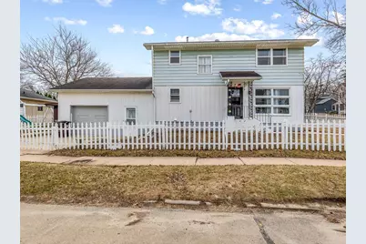317 N Grove Avenue, Freeport, IL 61032 - Photo 1