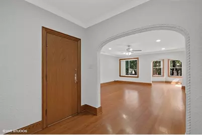 2717 W Argyle Street #2, Chicago, IL 60625 - Photo 2