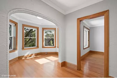 2717 W Argyle Street #2, Chicago, IL 60625 - Photo 4