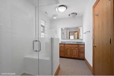 2717 W Argyle Street #2, Chicago, IL 60625 - Photo 16